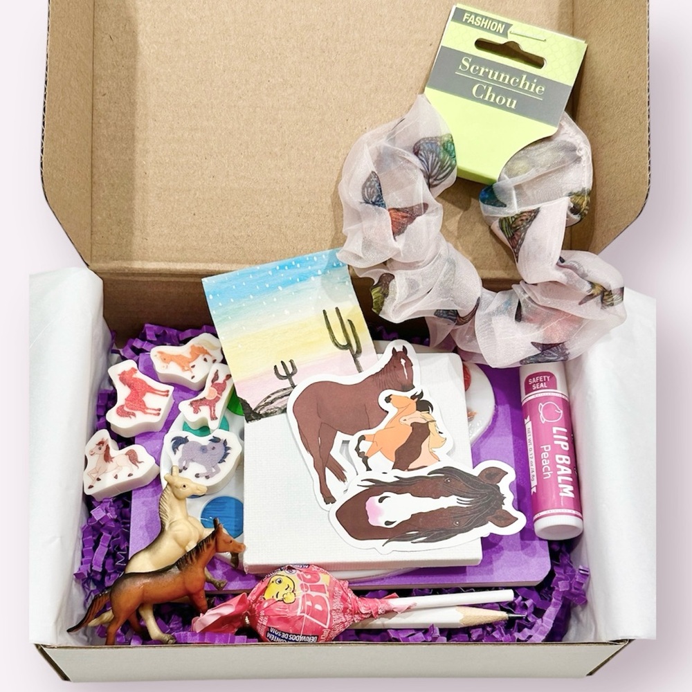 Mini Art Kit Box Gift (Horse Theme) 🪷📦🎨✏️📔🐎